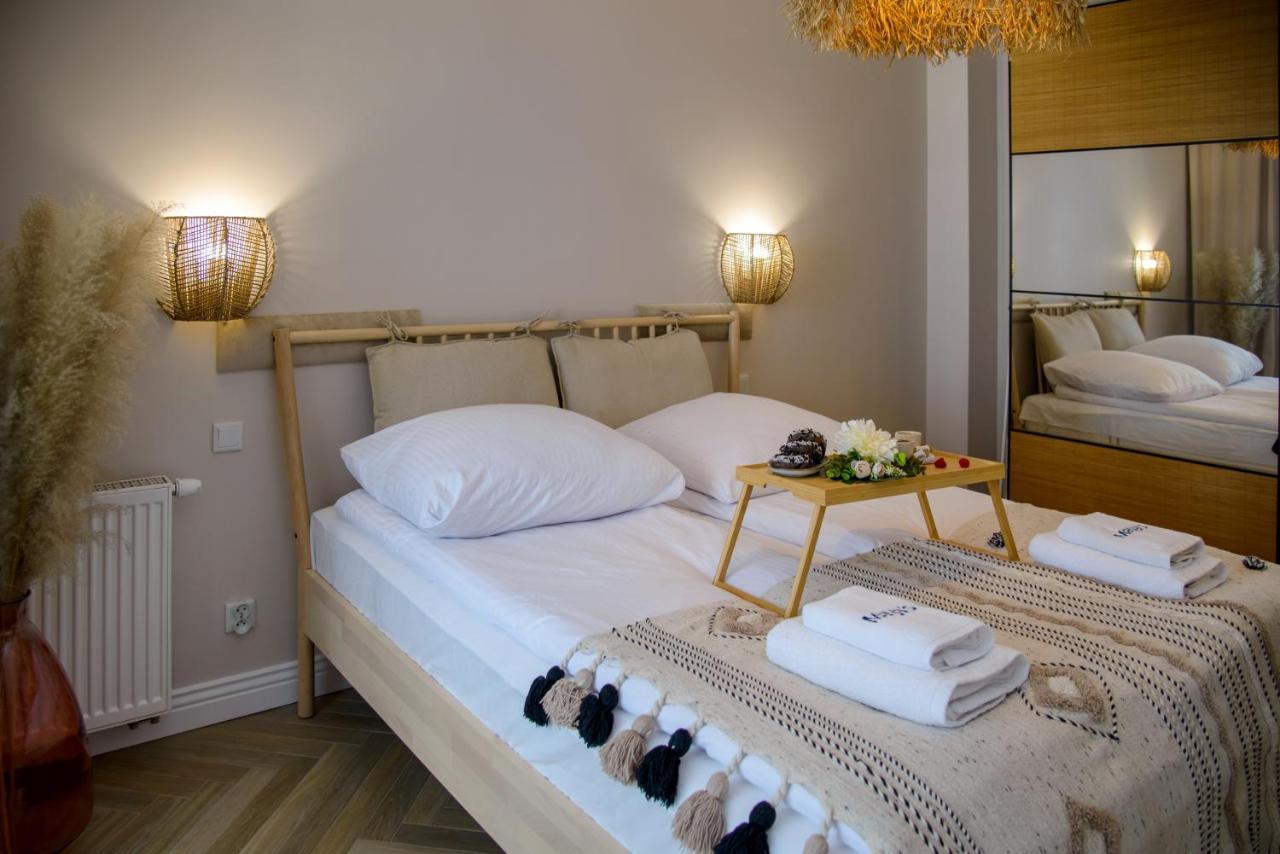 Maya's Flats & 33 - Granaria Apartment